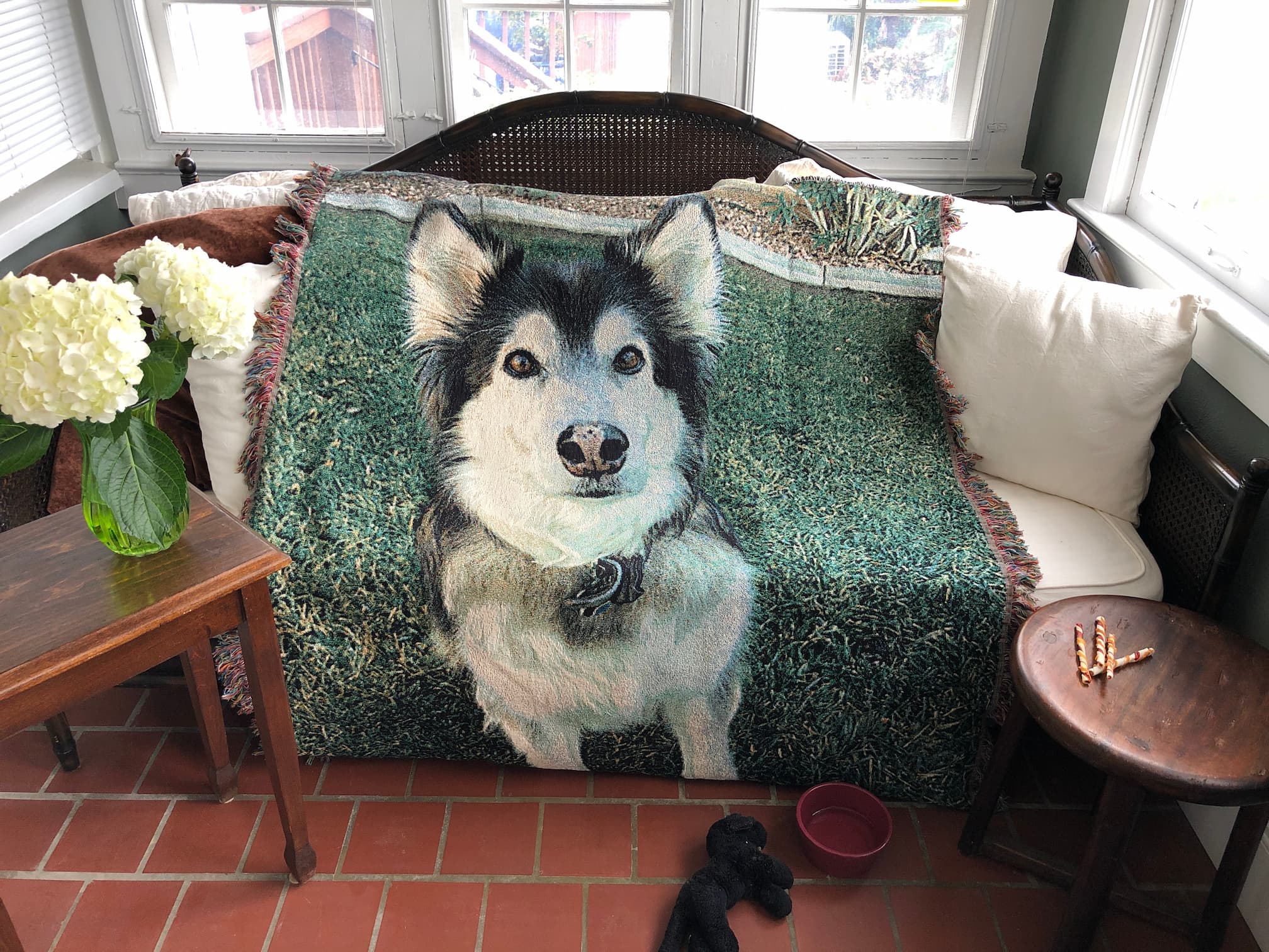 Custom Pet Portrait Woven Blanket - Personalized Cotton Throw for Pet Photos