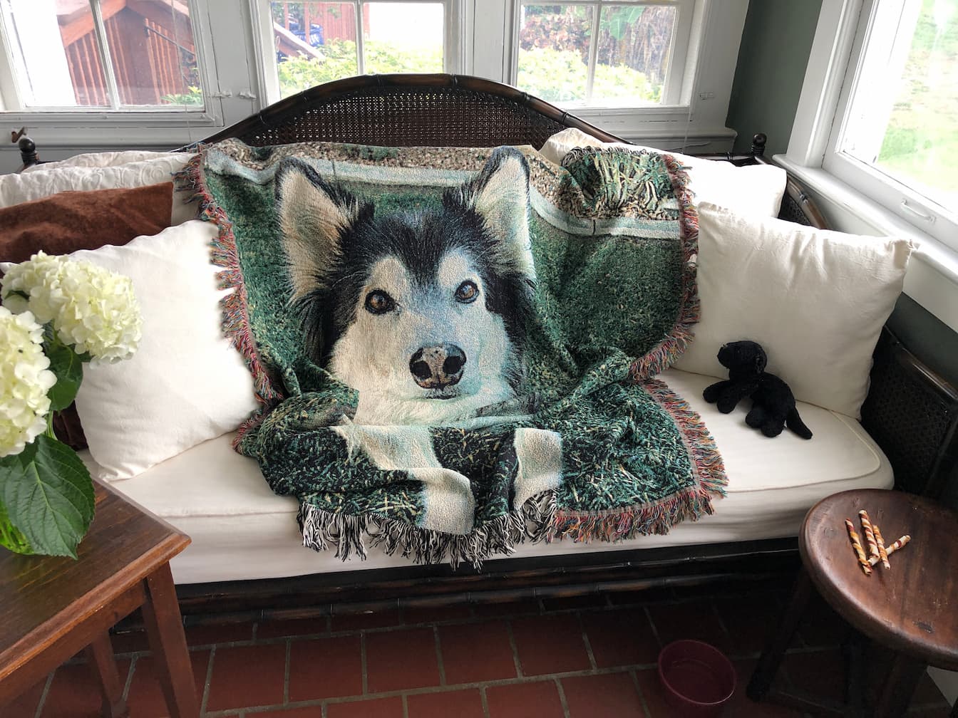 Custom Pet Portrait Woven Blanket - Personalized Cotton Throw for Pet Photos