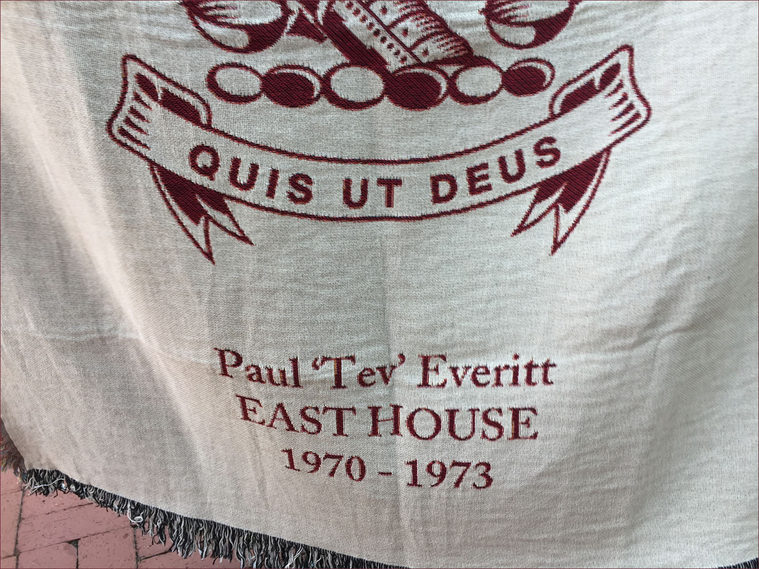 Couverture tissée personnalisée avec l'emblème de l'école Michaelhouse
