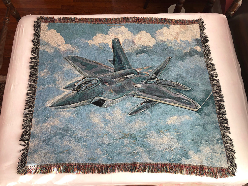 Manta tejida con pintura del Raptor F-22